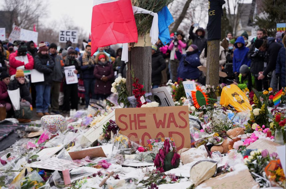 Crowds march in Minneapolis during protests after the ICE shooting of Renee Nicole Good