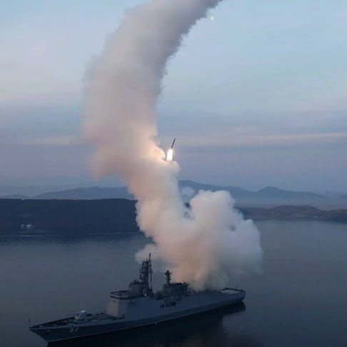 BREAKING: North Korea tests nuclear capable rocket launchers. Leader Kim Jong Un personally oversaw the test just one day after about 10 ballistic missile launches were detected during U.S.-South Korea military drills. Tensions on the Korean Peninsula are rising again. The https://t.co/7izOUMy4pG - X / Astik_Mondal_